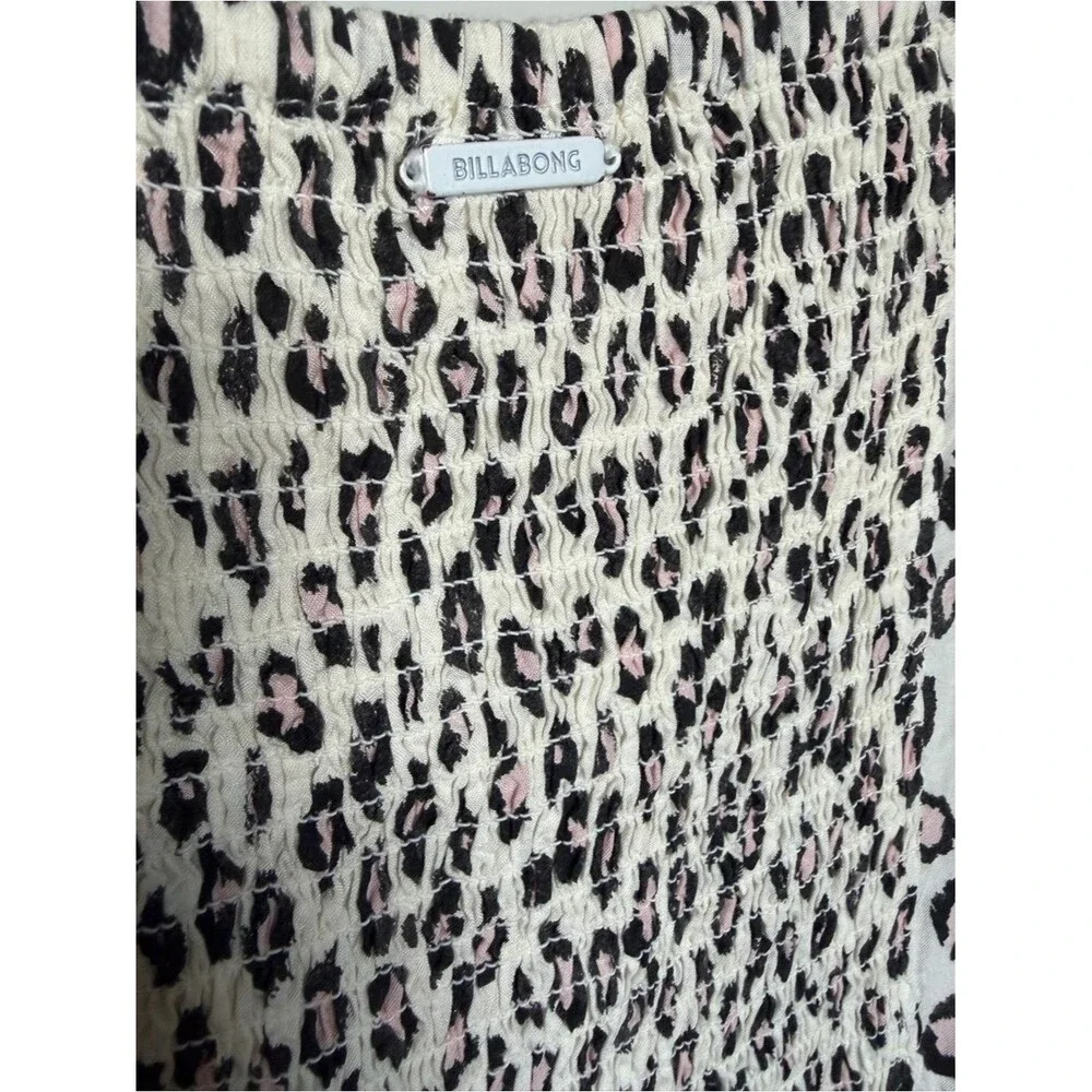New Billabong Cream Dress with Black and Pink Leopard Print. Size Medium